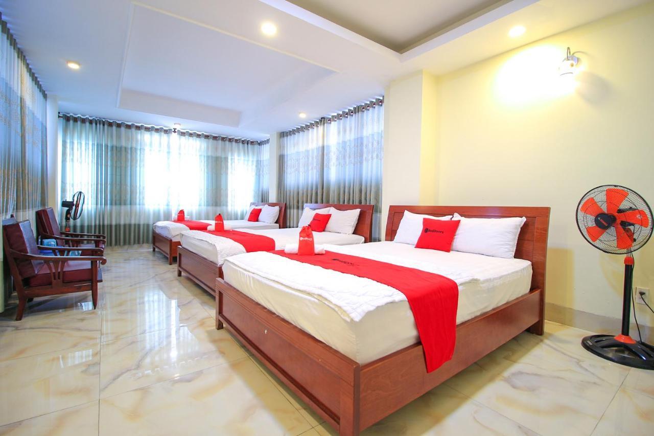 Reddoorz Plus @ Dong Den Street Hotel Ho Şi Min Exterior foto